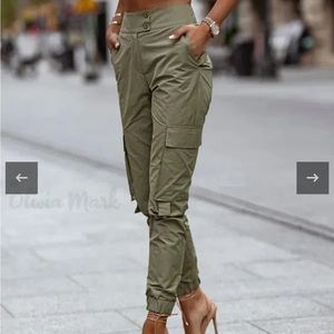 Brand new Olivia mark olive cargo pants